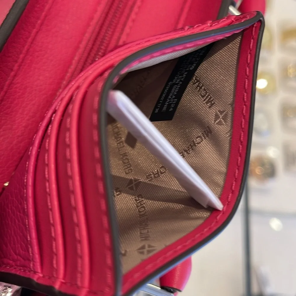 MICHAEL KORS
Large Pebbled Leather Card Holder Case
Electric Pink 
NWT - Picture 9 of 16